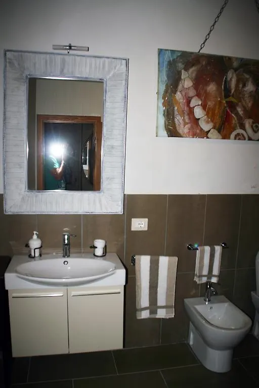 Residenza Fra Le Torri - Charme & Art Gallery Home أريتسو شقة
